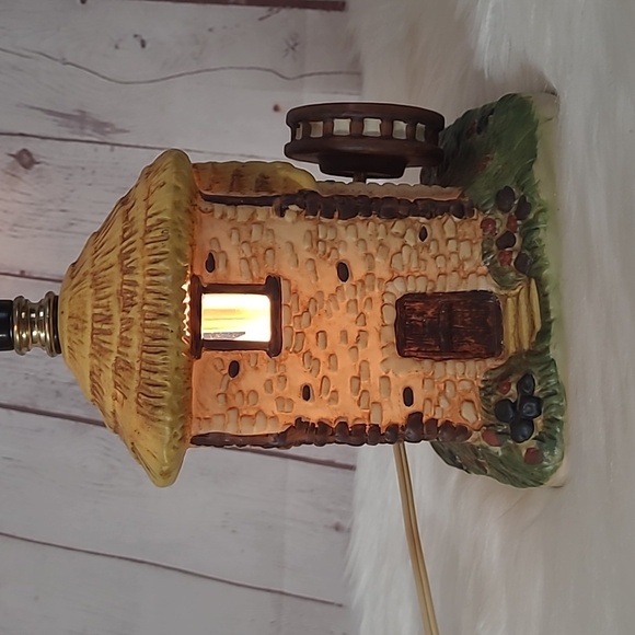 Vintage 90s House Of Lloyd Ceramic Cabin Water Wheel Light Up Table Lamp 10.5 " - Picture 3 of 10